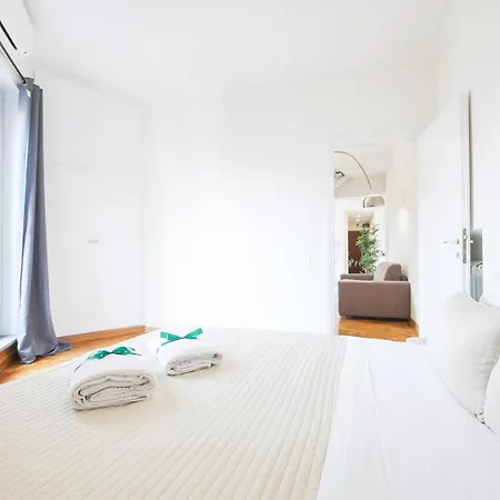 Penthouse In The Heart Of The Center * ローマ